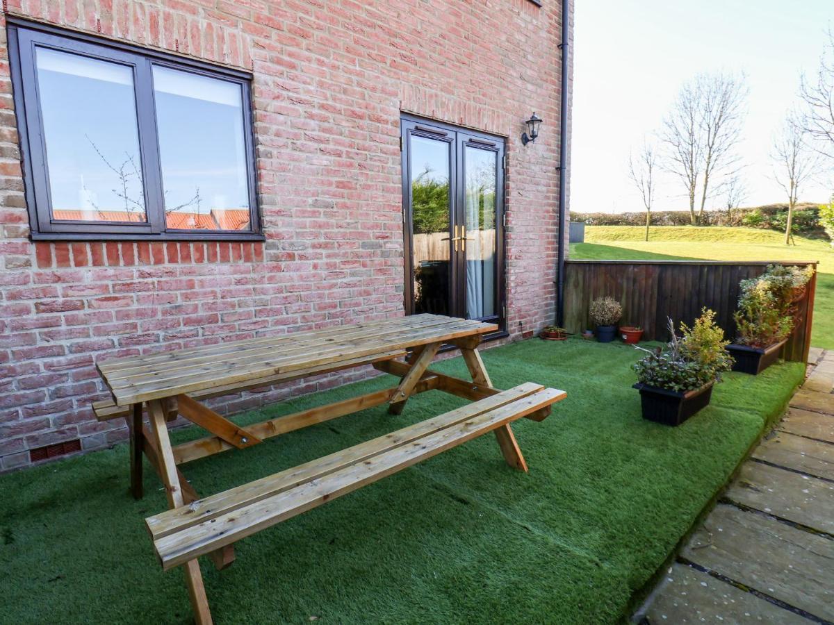 The Retreat Villa Whitby Luaran gambar