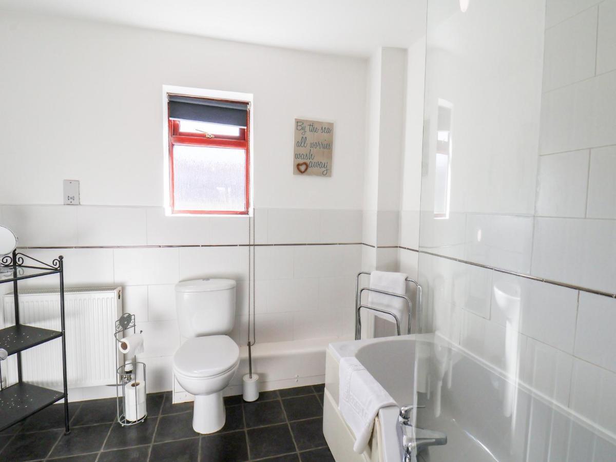 The Retreat Villa Whitby Luaran gambar